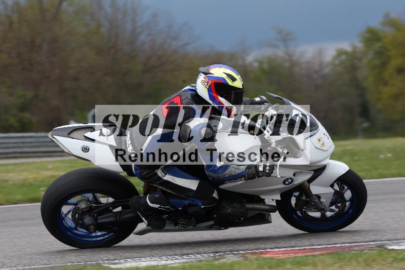 Archiv-2022/13 25.04.2022 Plüss Moto Sport ADR/Freies Fahren/20
